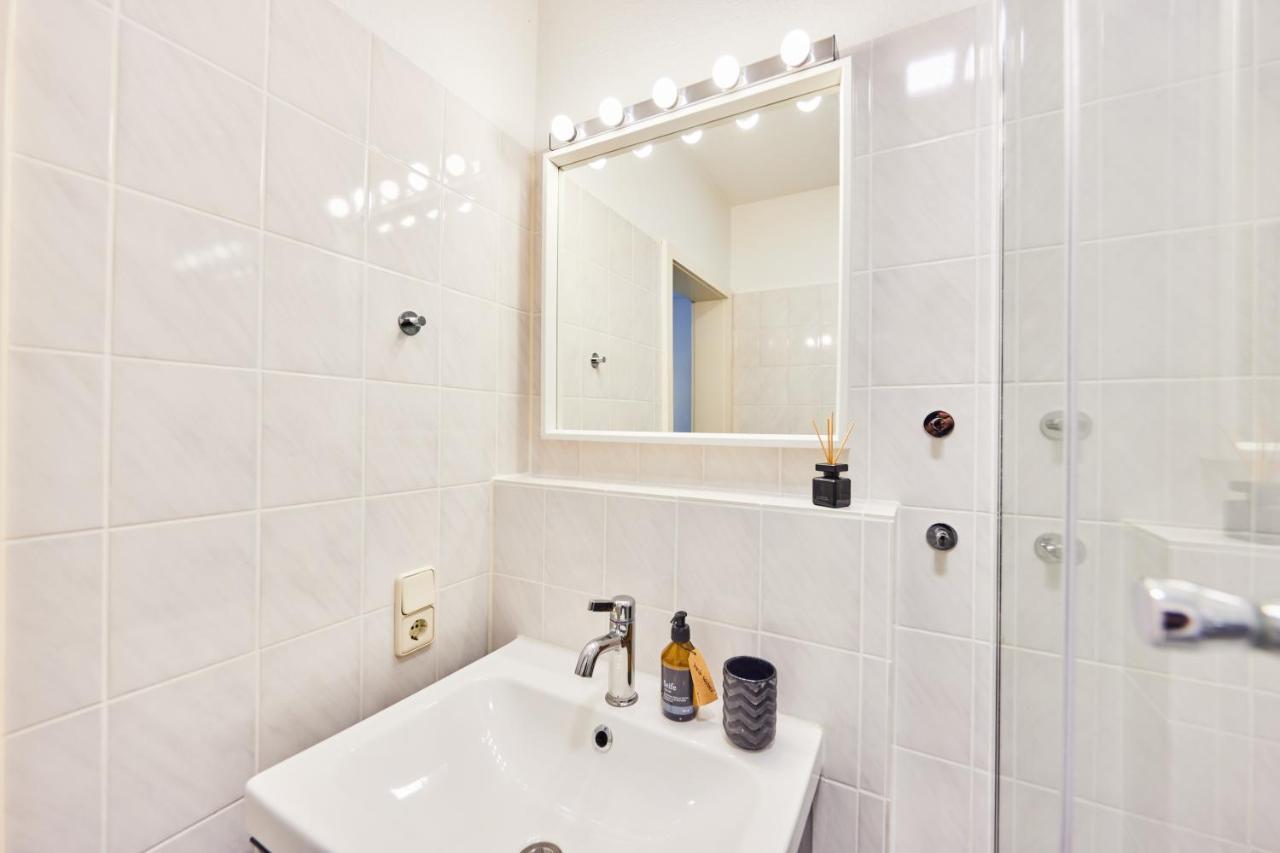 Kvartier2 In Top-Lage, 5 Min Zur Bali-Therme Und Gop, Hdz, Arbeitsplatz, Boxspringbett Bad Oeynhausen Exteriér fotografie